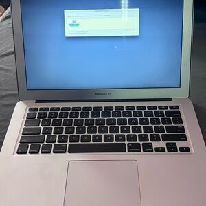 Apple Macbook Air A1466 Laptop